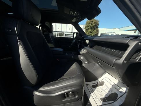 Used 2022 Land Rover Defender 90 V8 image 27