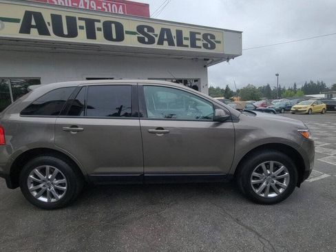 Used 2013 Ford Edge SEL FWD image 2