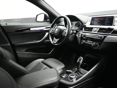 Used 2022 BMW X2 sDrive28i w/ Convenience Package FWD image 19