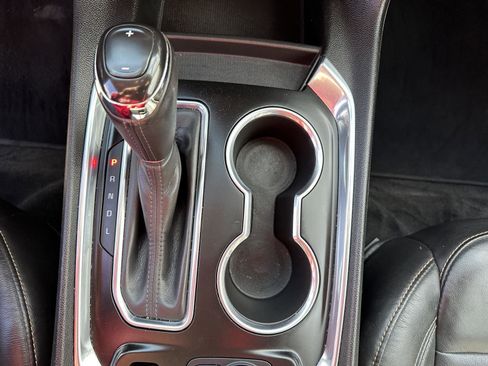 Used 2020 Chevrolet Traverse RS w/ LPO, Floor Liner Package image 37