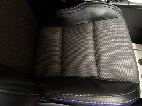 Used 2019 Toyota Corolla L image 26