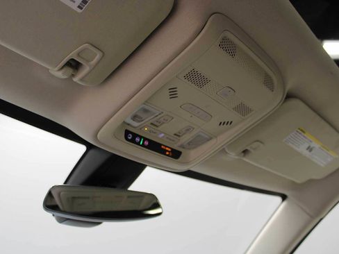 Certified 2022 Cadillac XT5 Premium Luxury image 23