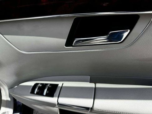 Used 2012 Mercedes-Benz S 550 4MATIC image 48