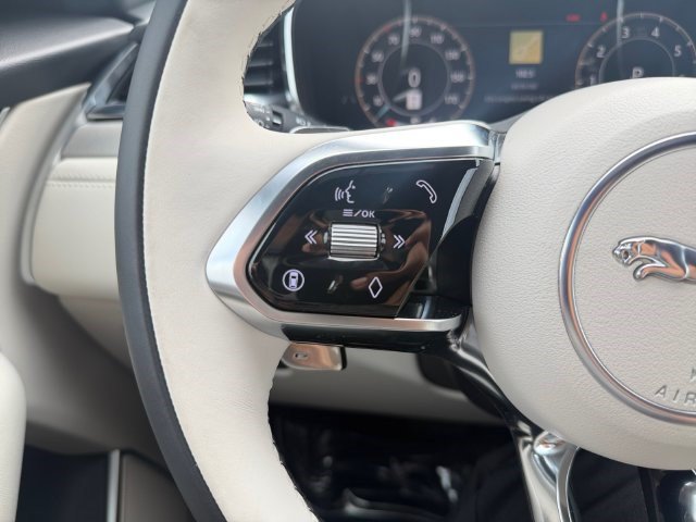 New 2026 Jaguar F-PACE R-Dynamic S AWD/4WD image 22
