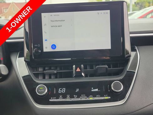 Used 2023 Toyota Corolla LE FWD image 27