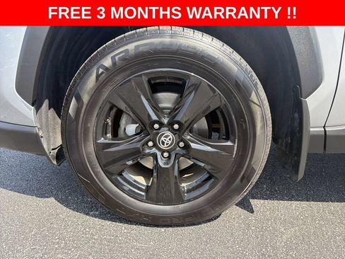 Used 2021 Toyota RAV4 XLE AWD/4WD image 33
