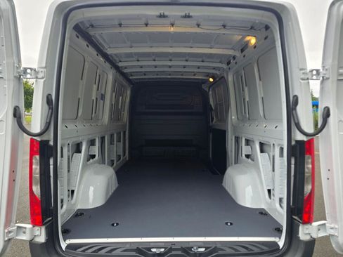 New 2026 Mercedes-Benz Sprinter 2500 image 14