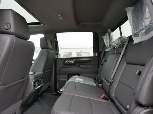 New 2026 Chevrolet Silverado 2500 LTZ w/ LTZ Plus Package AWD/4WD image 12
