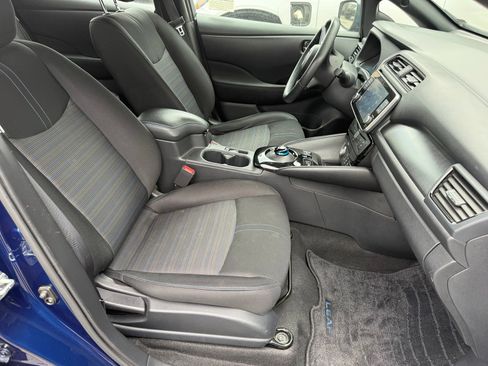 Used 2023 Nissan Leaf SV Plus FWD image 7