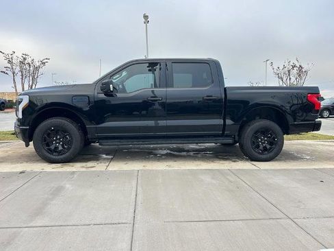 New 2025 Ford F150 Lightning XLT image 26
