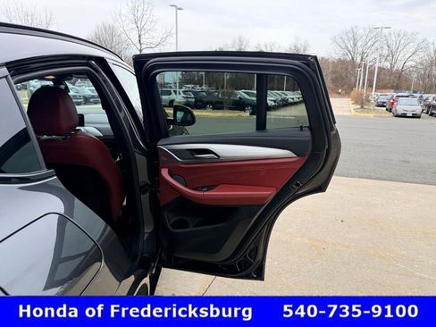 Used 2021 BMW X4 M40i w/ Executive Package image 21