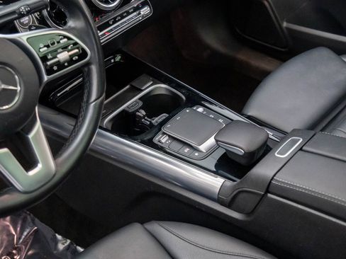 Used 2021 Mercedes-Benz GLA 250 4MATIC image 12