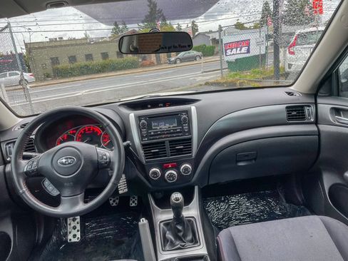 Used 2014 Subaru Impreza WRX Hatchback image 3