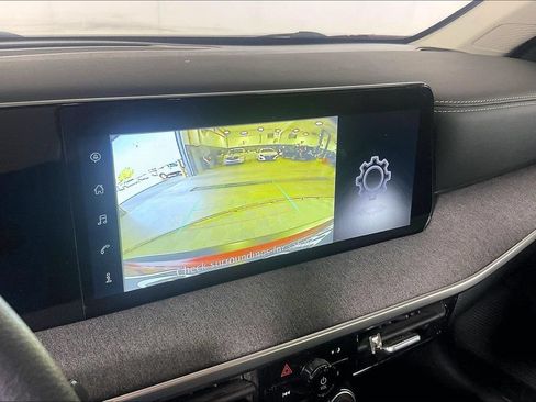 Used 2025 Nissan Kicks SV FWD image 26