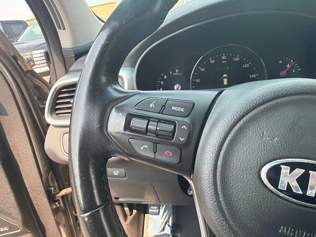 Used 2017 Kia Sorento SX AWD/4WD image 22