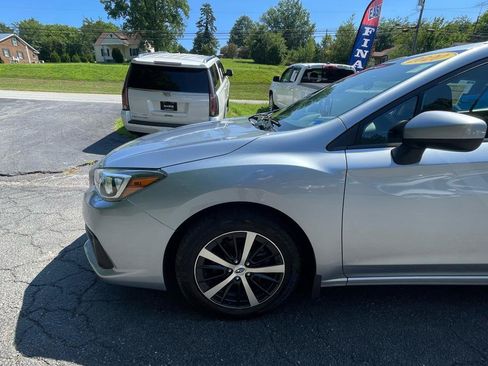 Used 2020 Subaru Impreza 2.0i Premium AWD/4WD image 2