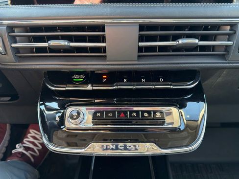 Certified 2025 Lincoln Corsair AWD w/ Equipment Group 101A image 28