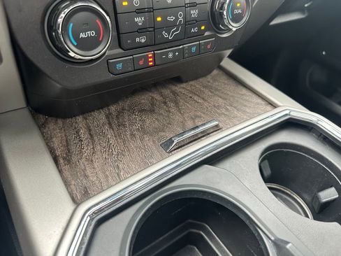 Used 2019 Ford F250 Lariat w/ Lariat Ultimate Package image 65