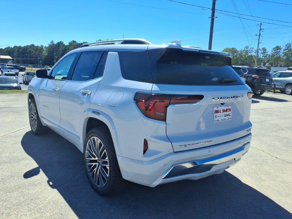 New 2027 GMC Terrain Denali w/ LPO, Floor Liner Package AWD/4WD image 5