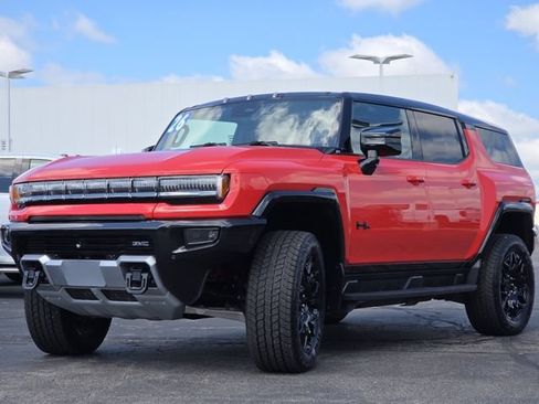 Used 2026 GMC Hummer EV SUV w/ LPO, Dark Essentials Package AWD/4WD image 13