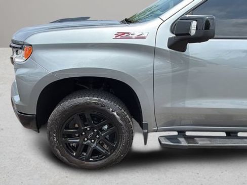 Used 2026 Chevrolet Silverado 1500 LT Trail Boss w/ LT Trail Boss Premium Package AWD/4WD image 33