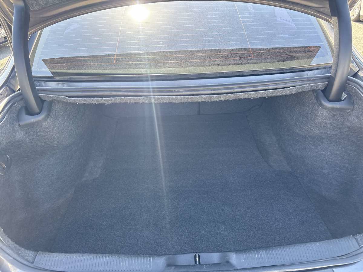 Used 2020 Dodge Charger SXT w/ Leather Interior Group RWD image 10