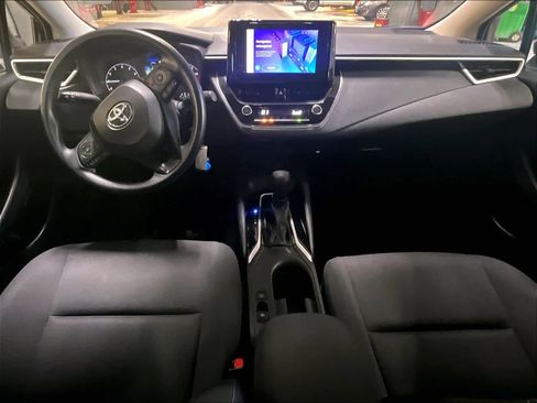 Used 2023 Toyota Corolla LE image 21