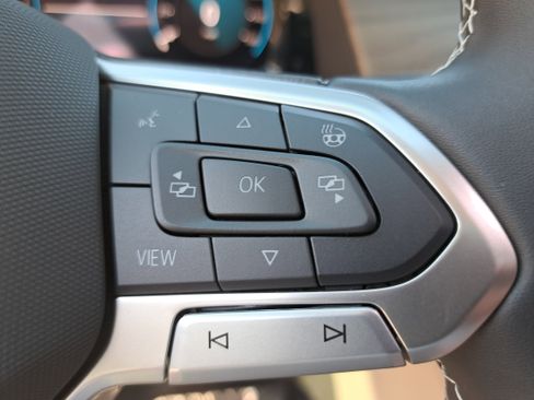 New 2026 Volkswagen Atlas SE image 19