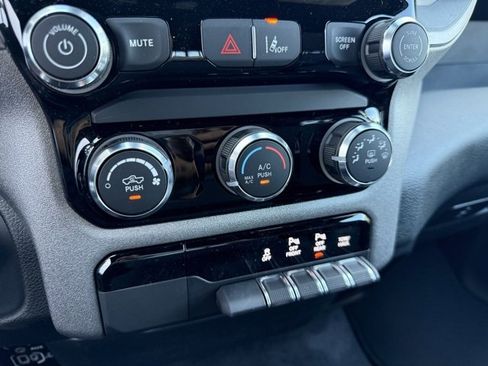 New 2025 RAM 1500 Tradesman image 18