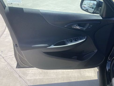 Used 2023 Chevrolet Malibu LT FWD image 22