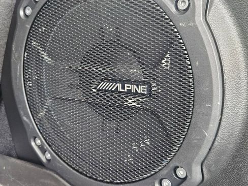 Used 2022 Jeep Wrangler Unlimited Rubicon image 12