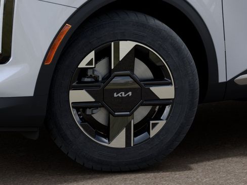 New 2026 Kia Sportage LX FWD image 9
