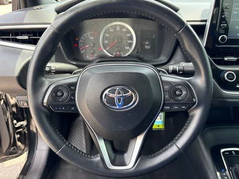Used 2020 Toyota Corolla SE FWD image 14