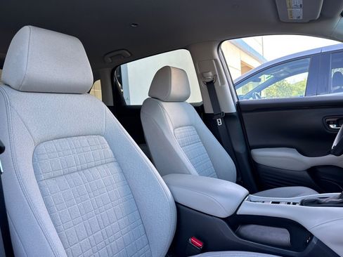 Certified 2024 Honda HR-V LX image 30