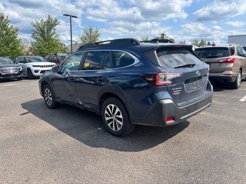 Used 2024 Subaru Outback Premium AWD/4WD image 8