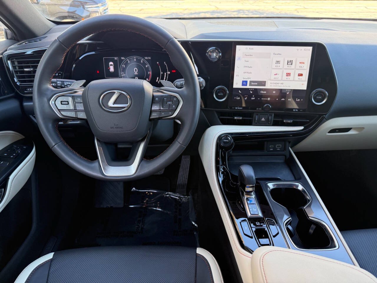 Used 2024 Lexus NX 250 FWD w/ Cold Area Package image 28