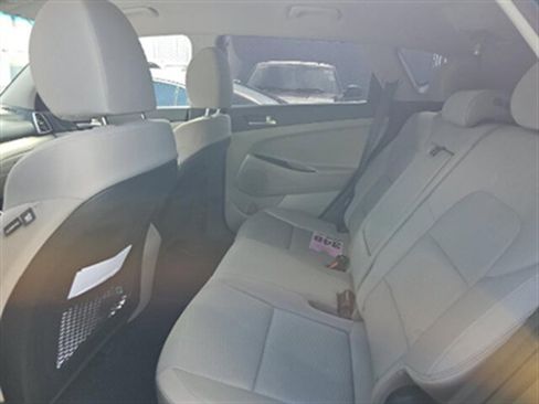 Used 2019 Hyundai Tucson Value FWD image 9