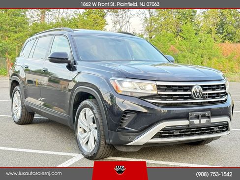 Used 2021 Volkswagen Atlas SE w/ Panoramic Sunroof Package AWD/4WD image 4