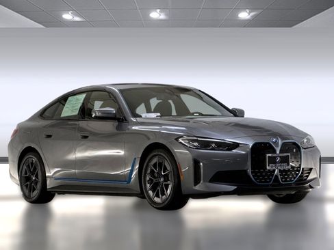 Certified 2023 BMW i4 eDrive40 w/ Premium Package image 6