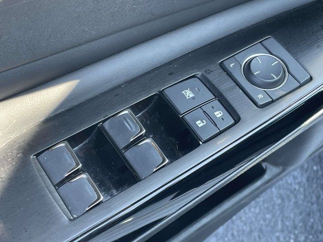 Used 2022 Lexus ES 300h F Sport FWD image 16