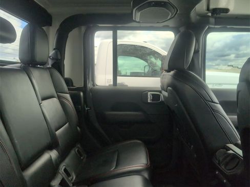 Used 2020 Jeep Gladiator Rubicon image 20