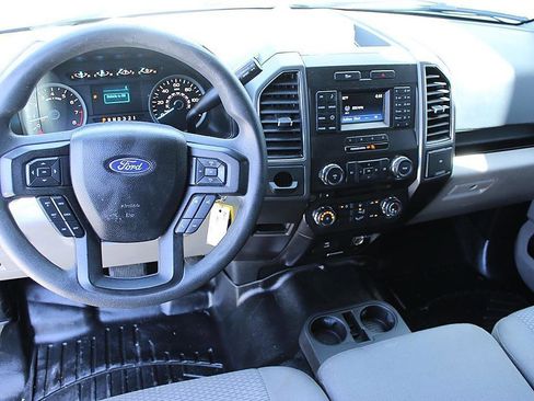 Used 2017 Ford F150 XLT RWD image 14