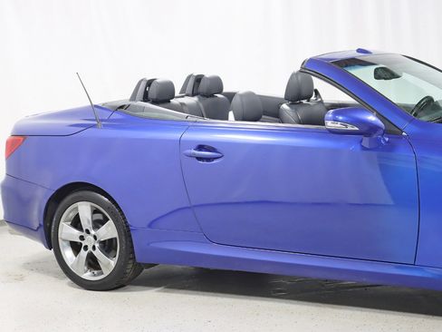 Used 2010 Lexus IS 350C RWD image 4
