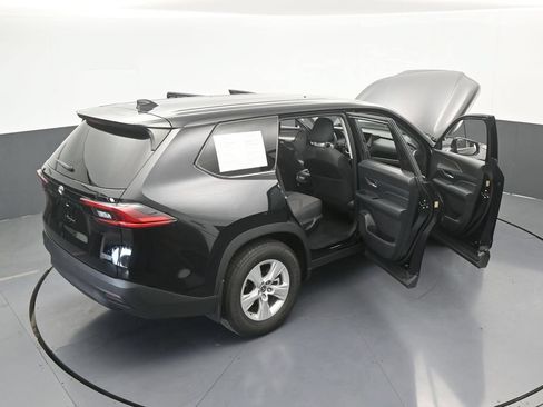 Used 2025 Toyota Grand Highlander FWD image 57