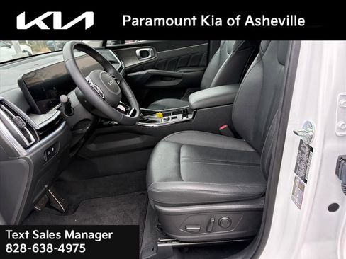 Certified 2025 Kia Sorento SX image 19