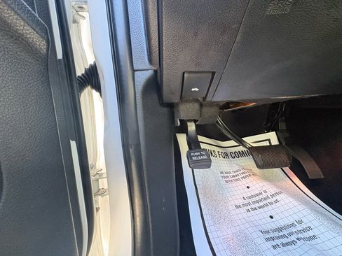 Used 2015 Jeep Grand Cherokee Altitude image 44