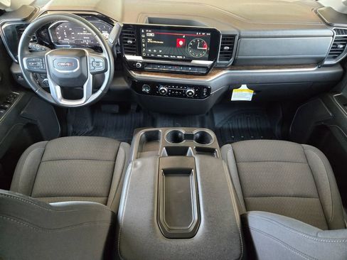 Used 2024 GMC Sierra 1500 Elevation w/ LPO, Elevation Black Package RWD image 12