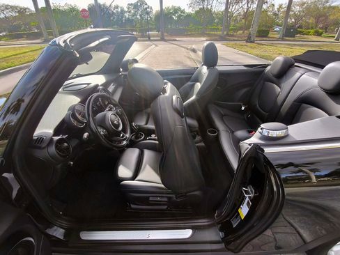 Used 2020 MINI Cooper S image 29