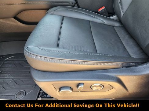 New 2026 GMC Yukon Denali w/ Sun & Power Step Package image 18