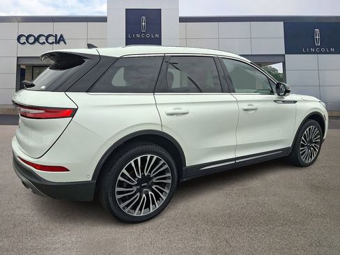 Certified 2022 Lincoln Corsair Reserve w/ Equipment Group 201A image 4